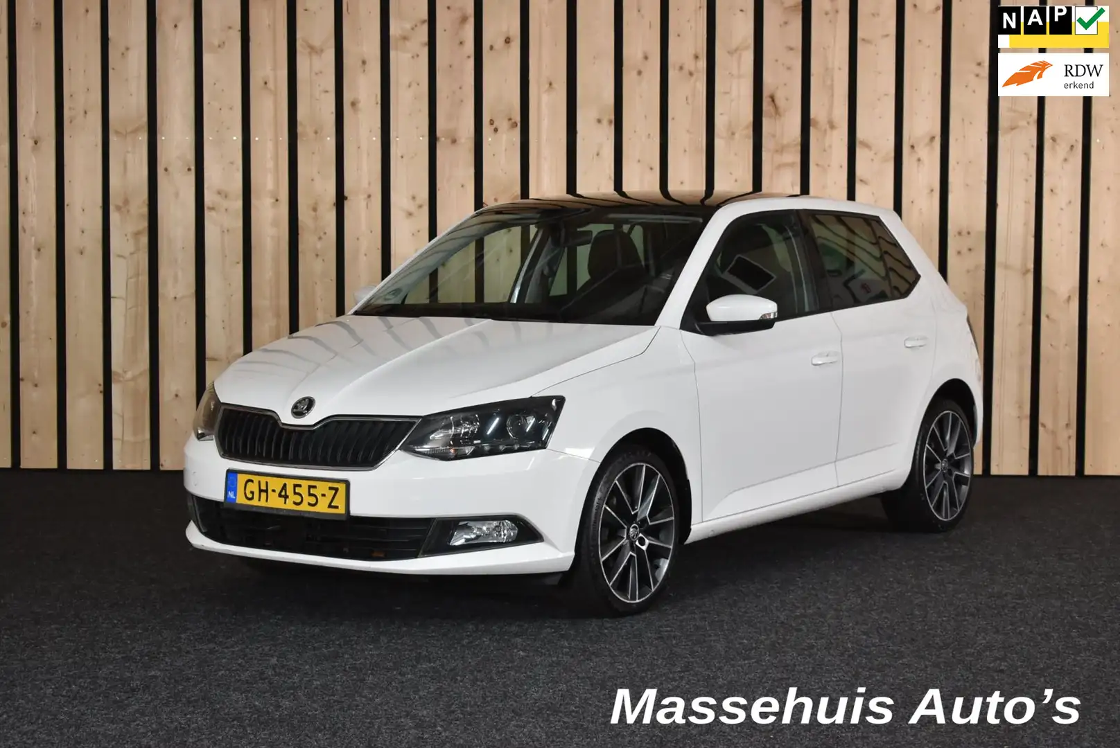 Skoda Fabia 1.2 TSI First Ed. Amb. 1e eig. Trekhaak Panoramada Wit - 1