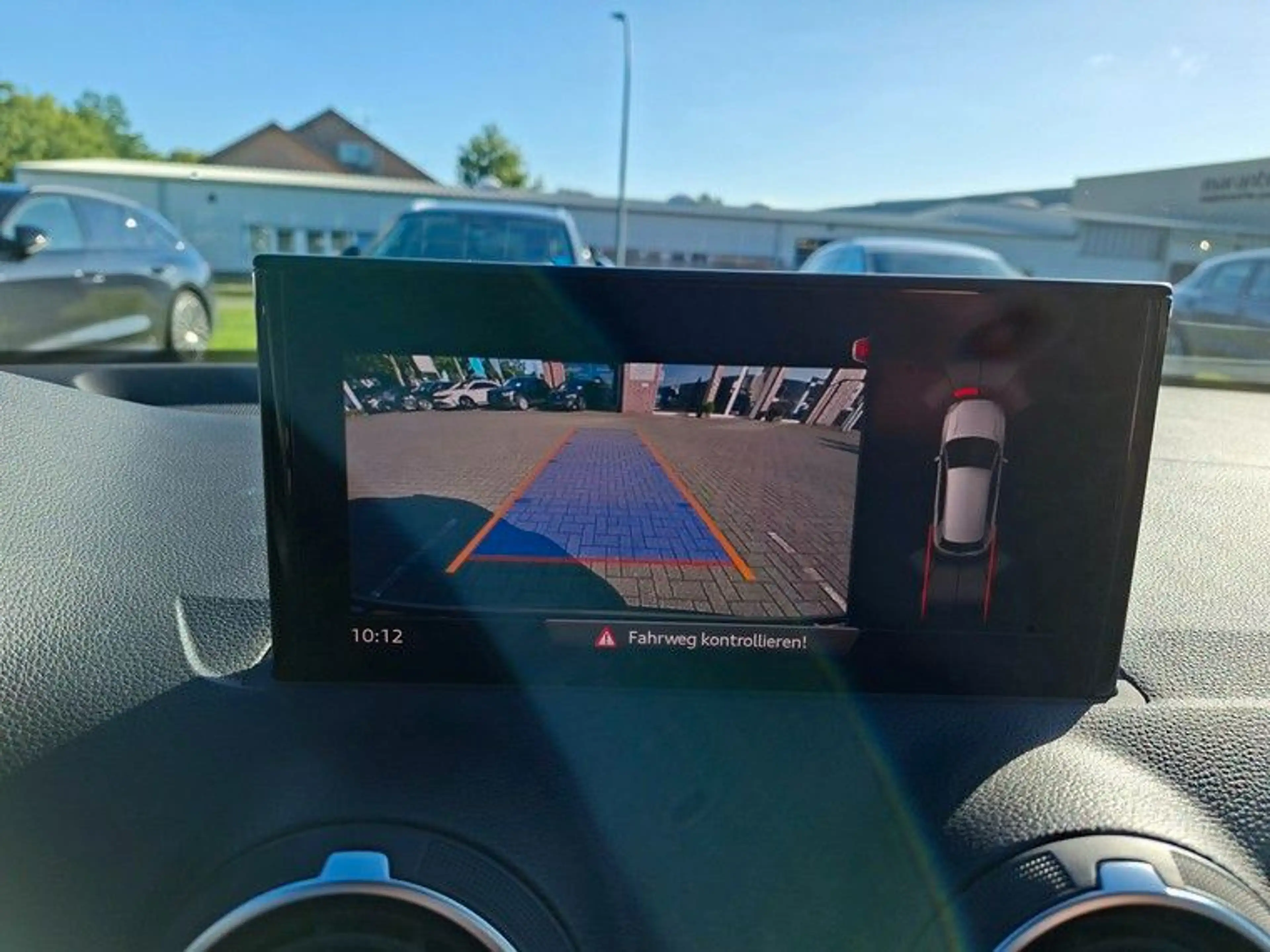 Audi Q2 1,,5TFSI 35 advanced DSG*AHK*MatrixLED*Kamera — photo 13