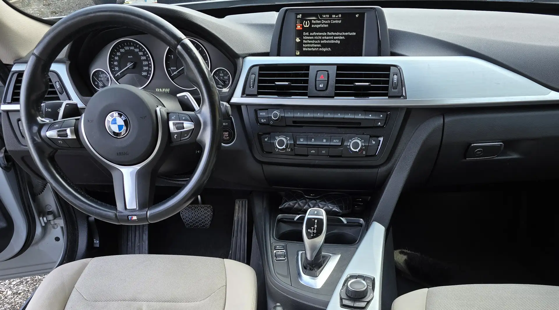 BMW 330 330d xDrive Gran Turismo M Sport Aut. M Sport Silber - 2