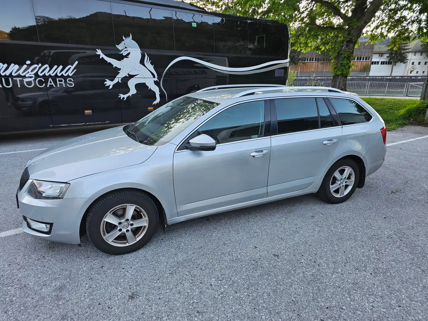 Skoda Octavia Elegance 4x4 Silber - 2