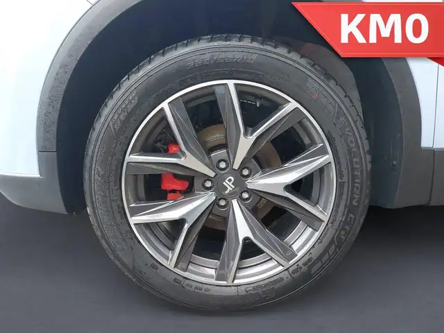 DR Automobiles DR6.0 view 9