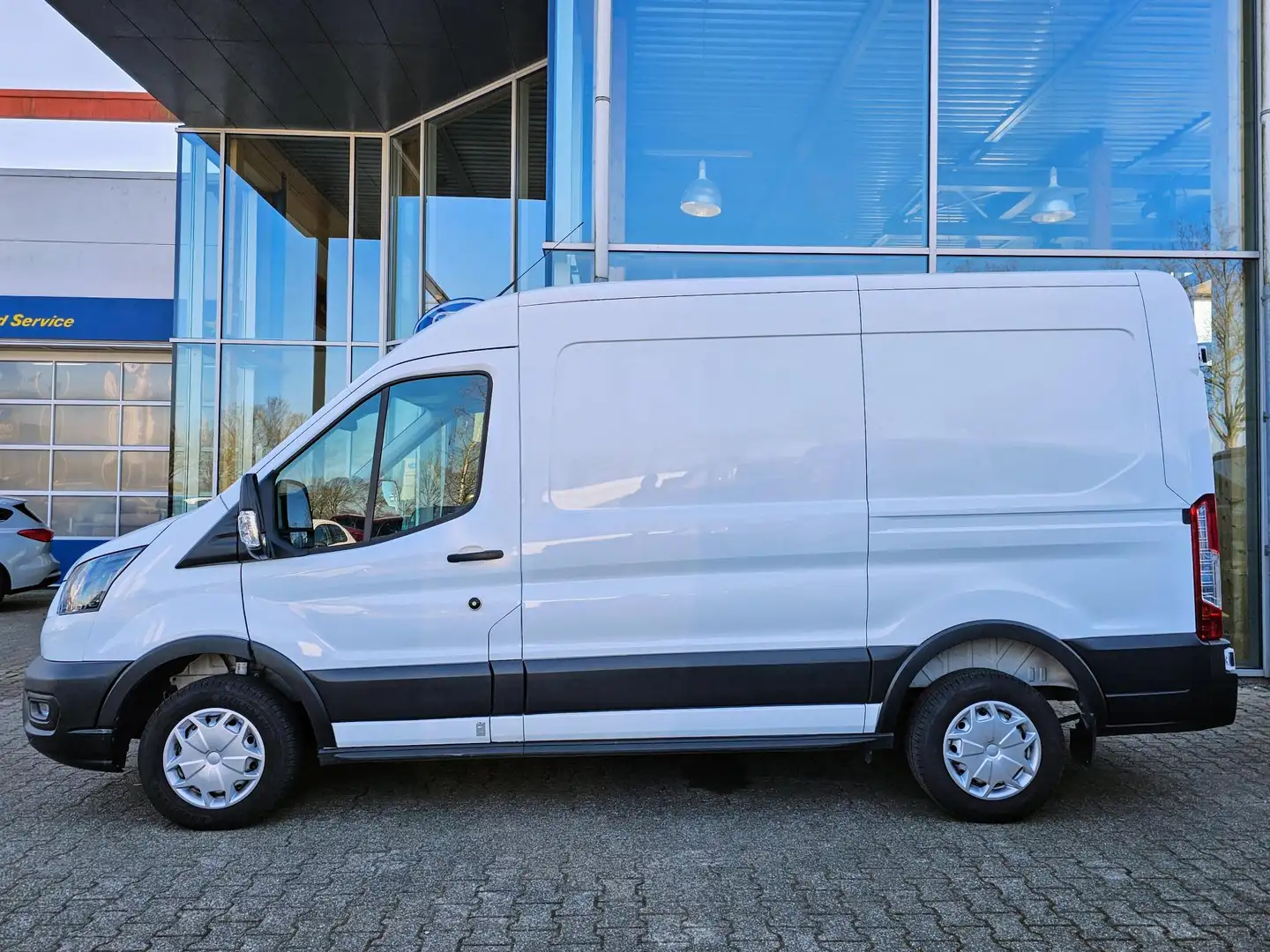 Ford Transit 310 2.0 TDCI L2H2 Trend 130pk | 12 inch SYNC 4 | D White - 2