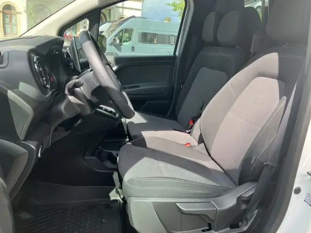 Mercedes-Benz Citan view 9
