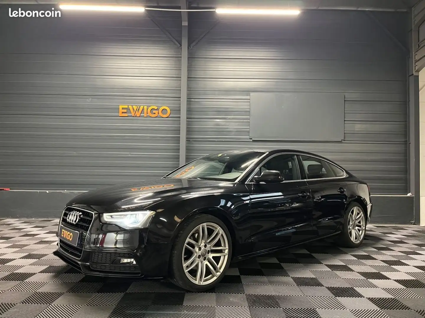 Audi A5 2.0 tdi 190 s-line bva Zwart - 1
