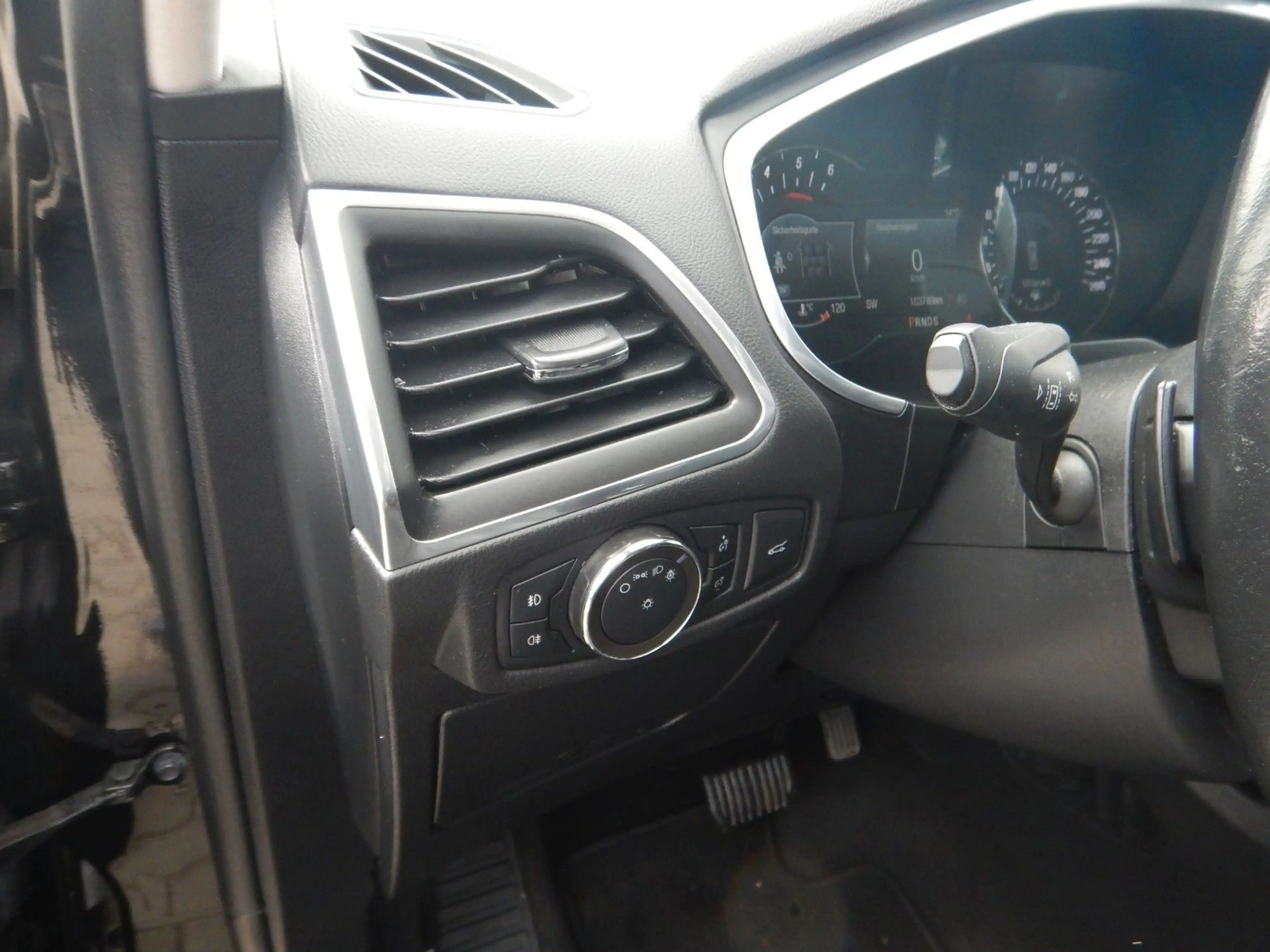 Ford S-Max S-MAX Titanium — photo 13