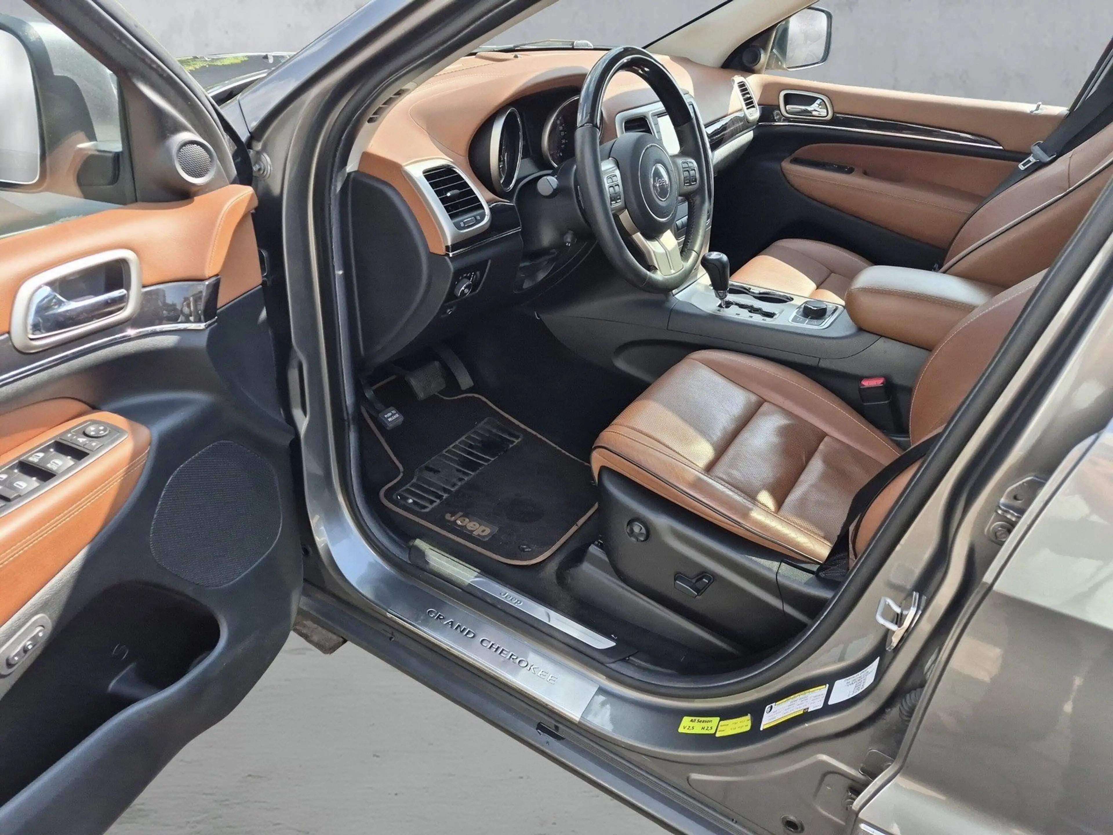 Jeep Grand Cherokee 3.0 Overland 1.Hd+Luft+Pano+Alpine+Sitzkühl — photo 9