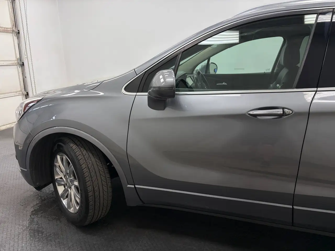 Buick Envision photo Buick Envision