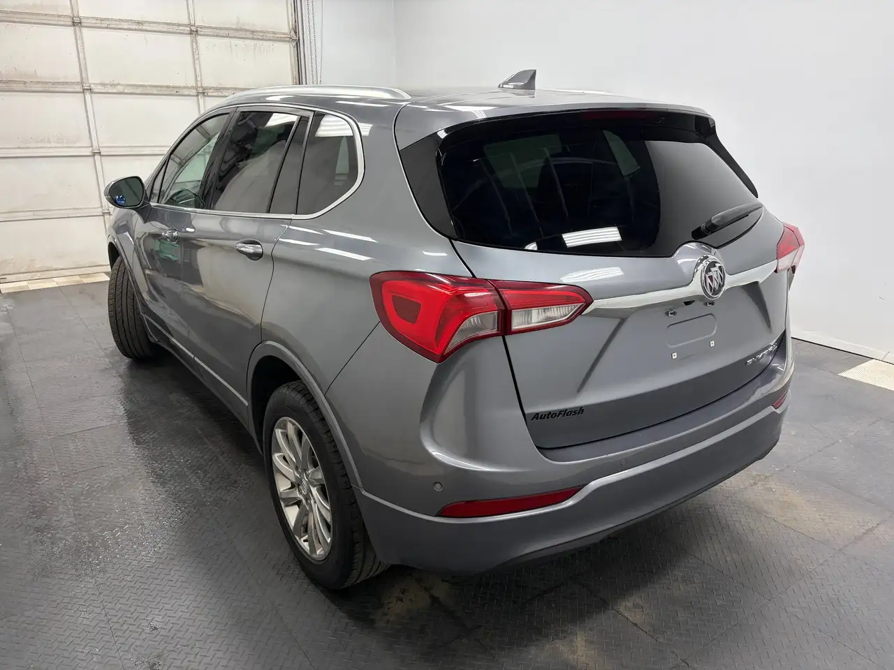 Buick Envision photo Buick Envision