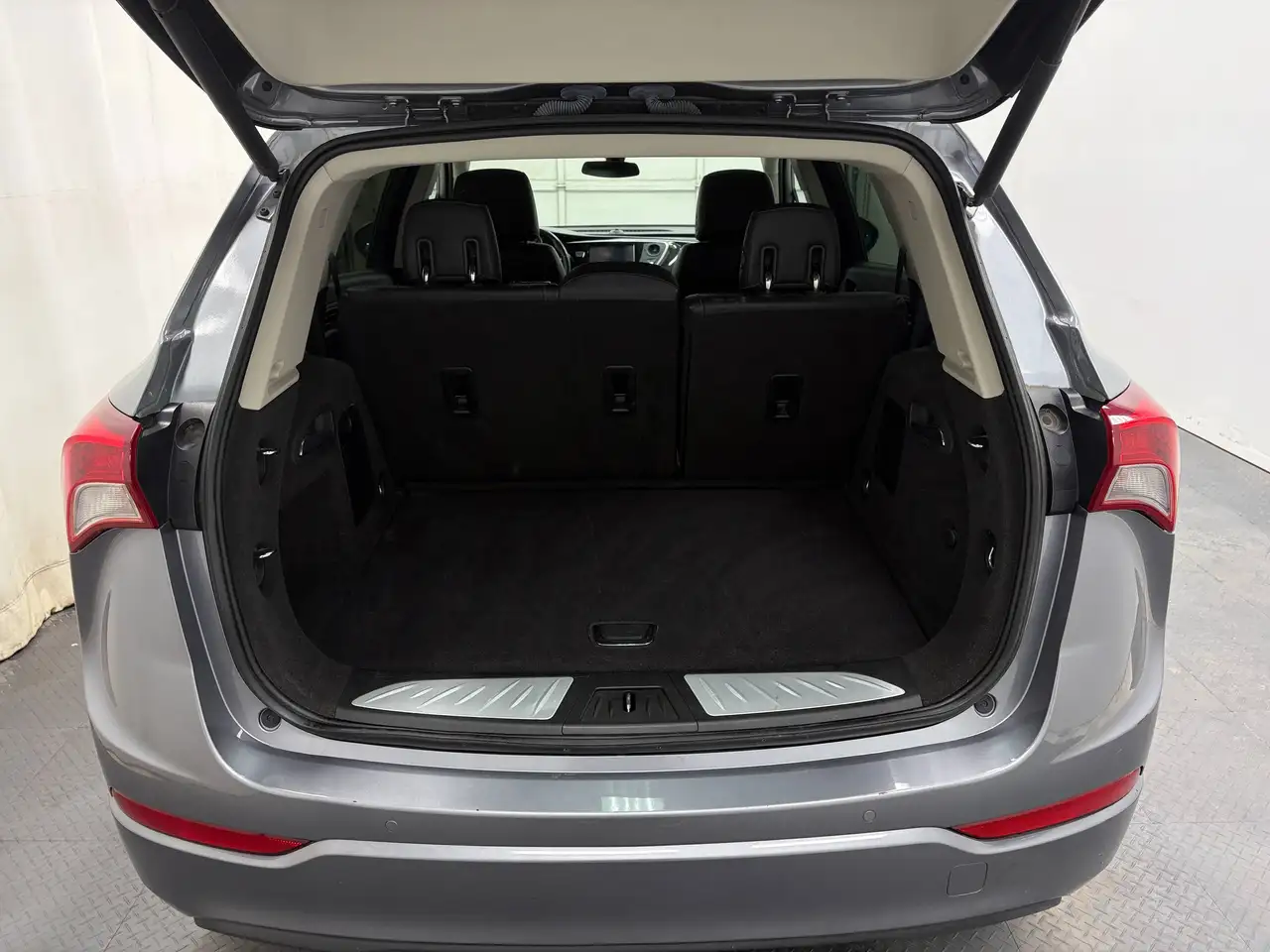 Buick Envision photo Buick Envision