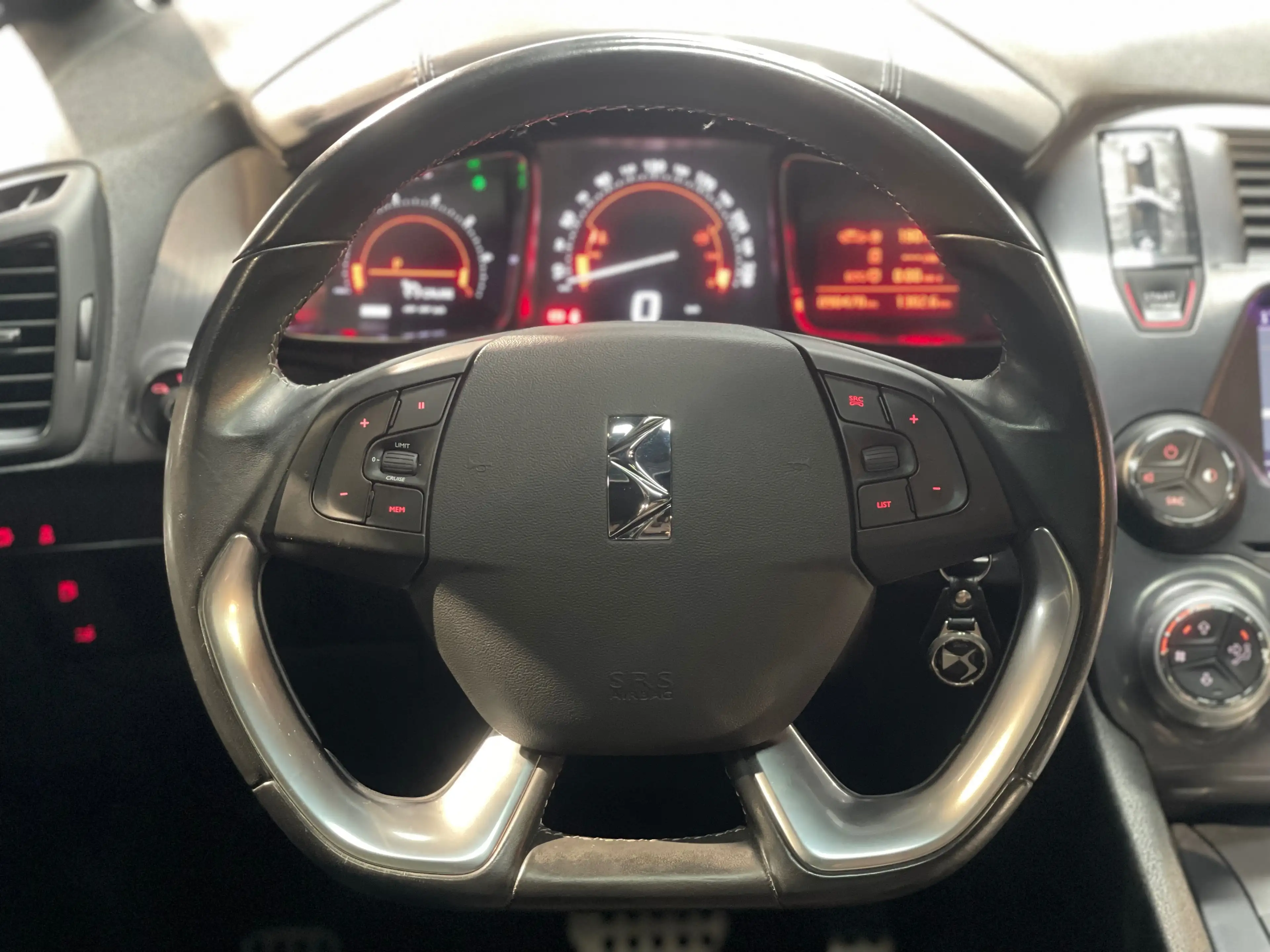 DS Automobiles DS 5 1.6 THP Sport*BOITE AUTO*FULL*1ER MAIN*GARANTIE 1AN — photo 14