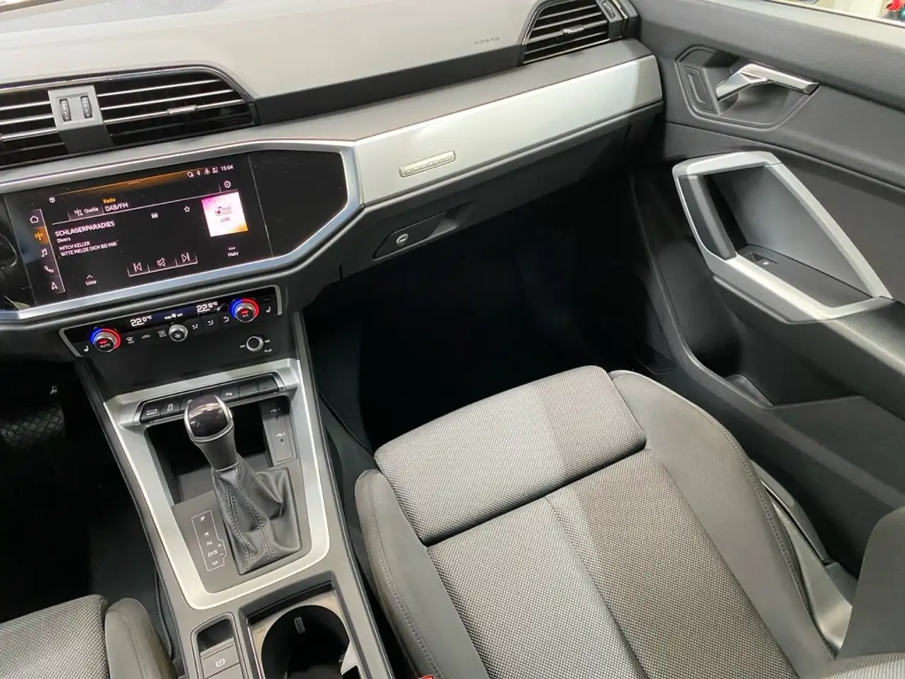 Audi Q3 Sportback 35 TDI quattro S line AHK+ACC+RFK+ 8