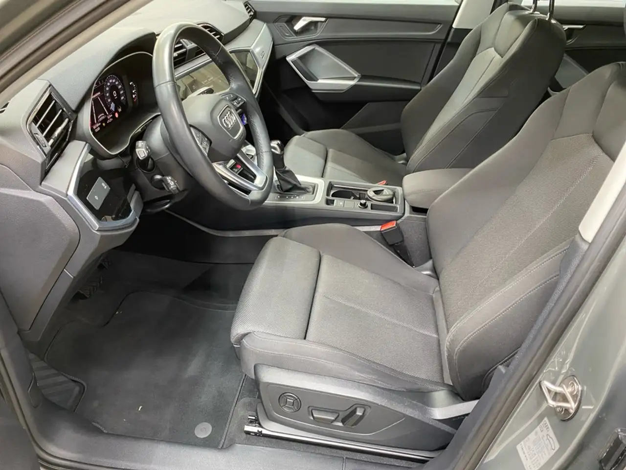 Audi Q3 Sportback 35 TDI quattro S line AHK+ACC+RFK+ 4