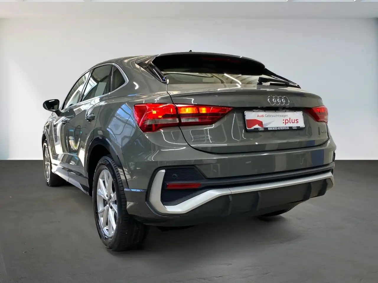 Audi Q3 Sportback 35 TDI quattro S line AHK+ACC+RFK+ 14