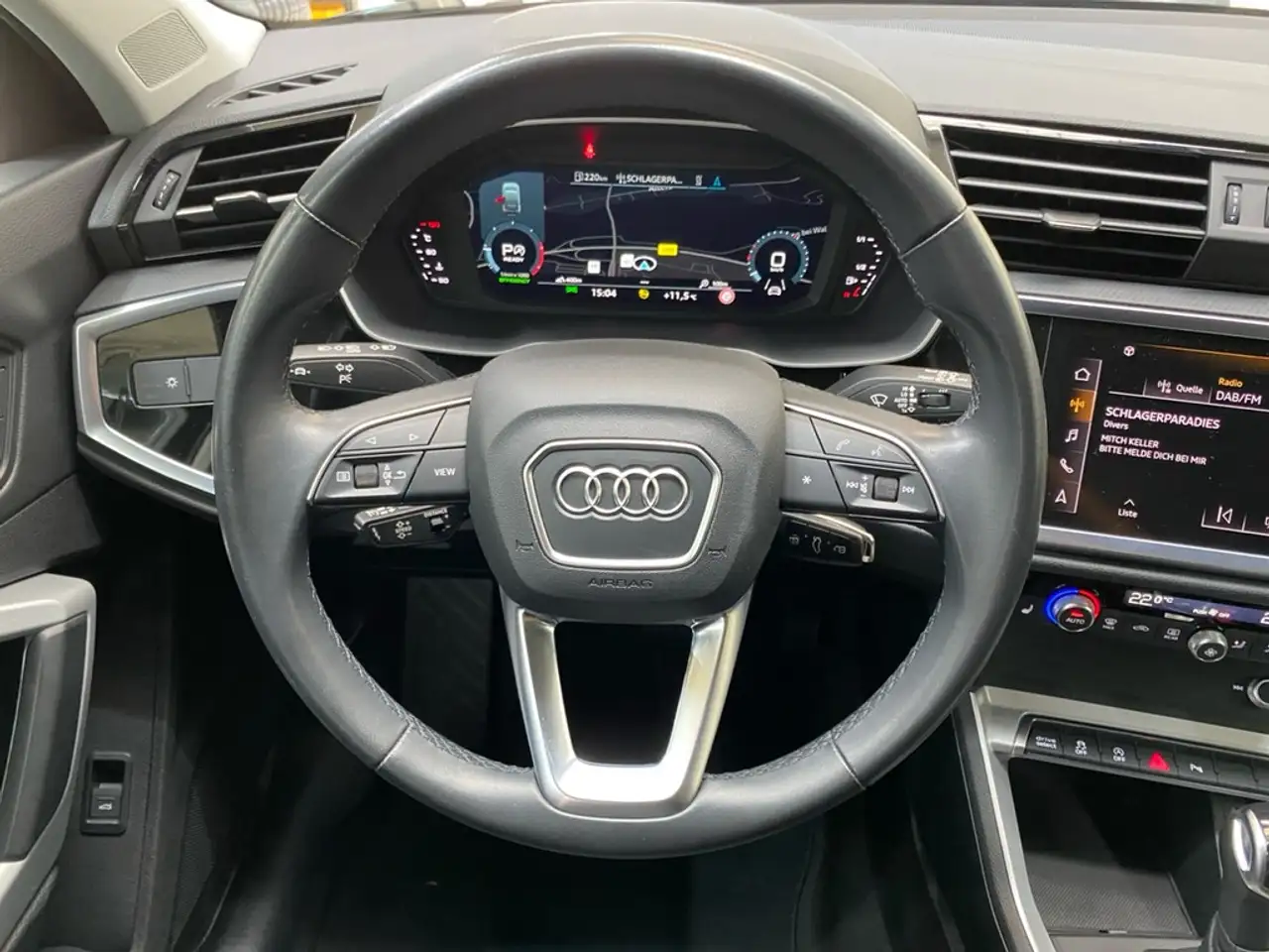 Audi Q3 Sportback 35 TDI quattro S line AHK+ACC+RFK+ 9