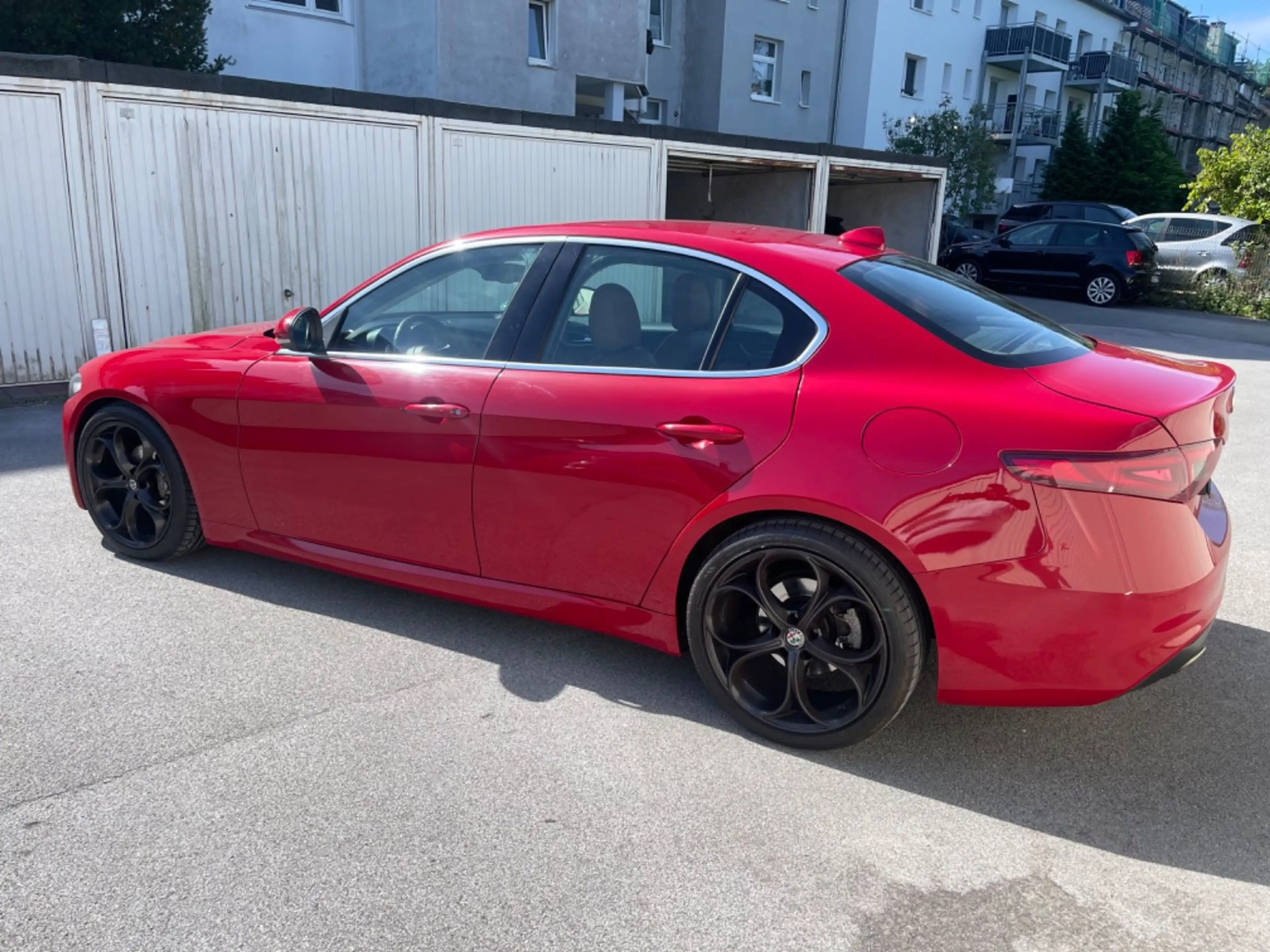 Alfa Romeo Giulia Super Q4 Klima 19zoll F1 Schaltung AT8 — photo 15