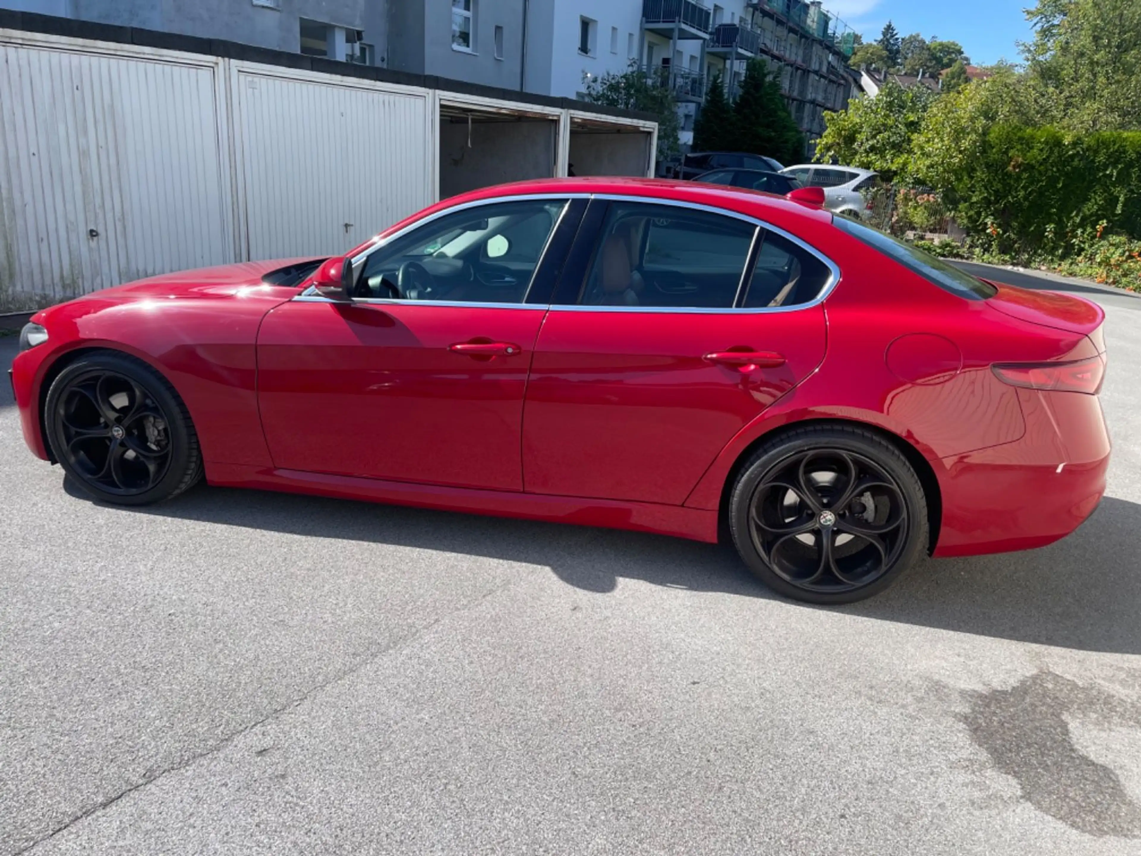 Alfa Romeo Giulia Super Q4 Klima 19zoll F1 Schaltung AT8 — photo 13