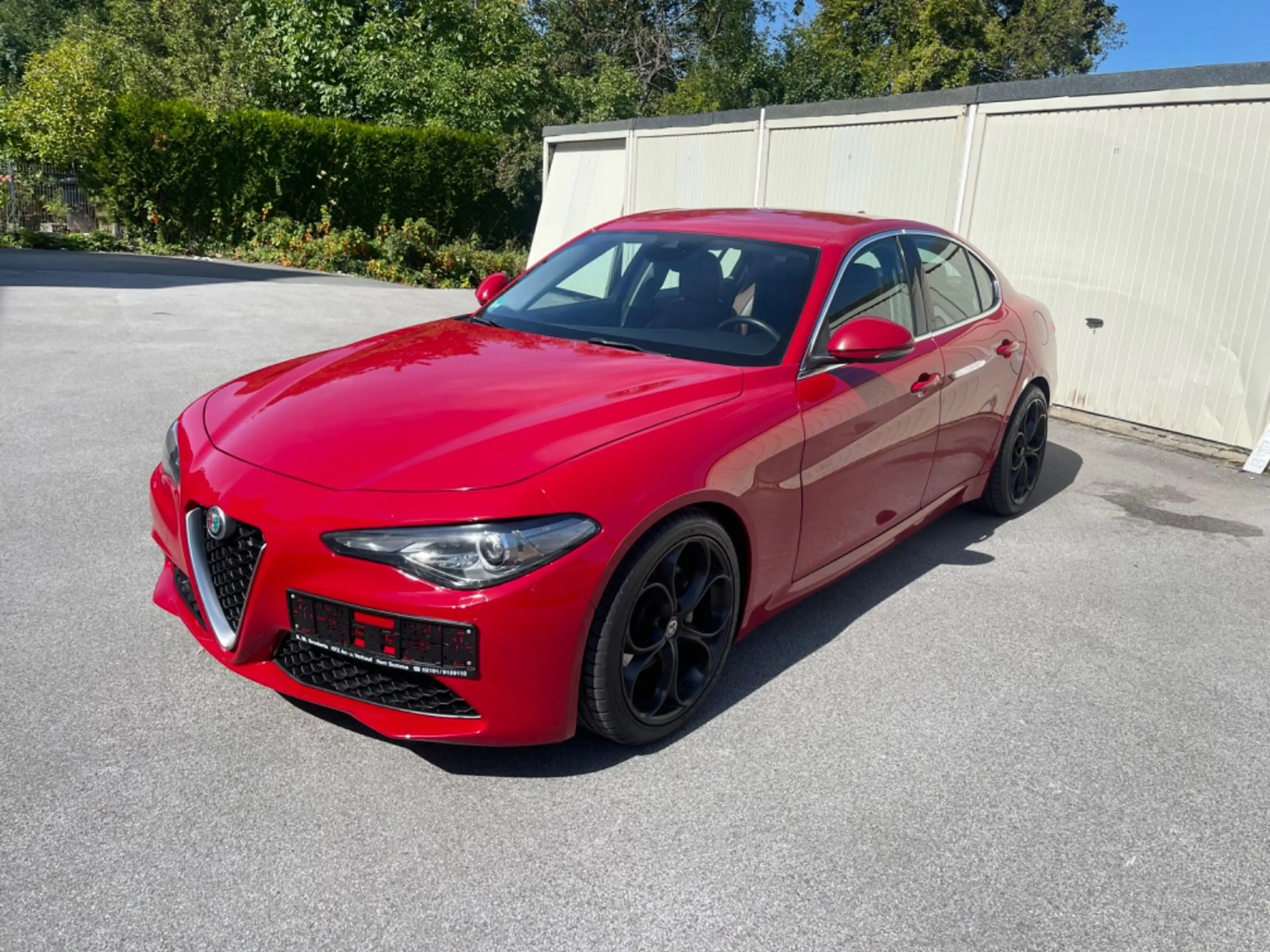 Alfa Romeo Giulia Super Q4 Klima 19zoll F1 Schaltung AT8 — photo 2