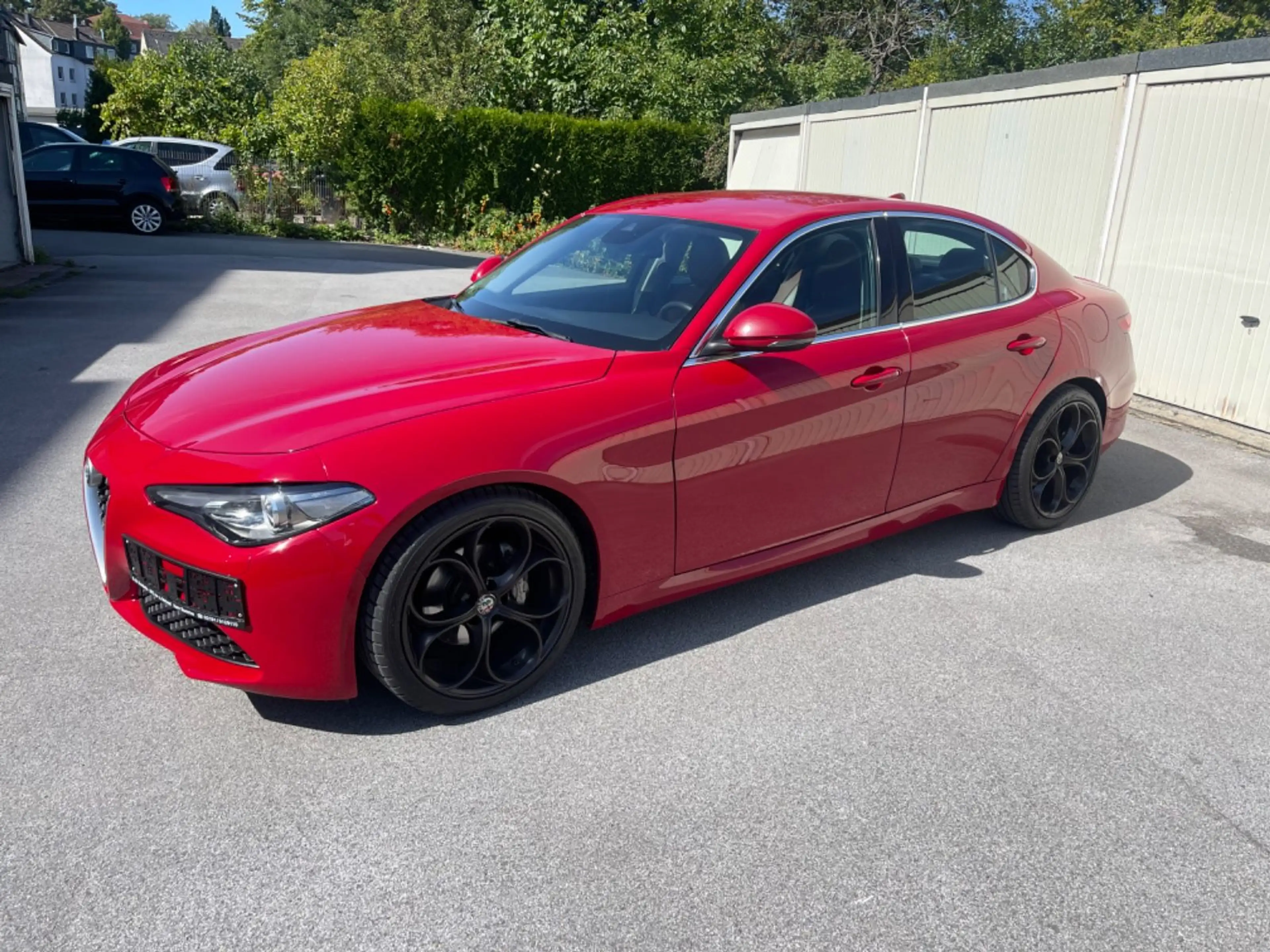 Alfa Romeo Giulia Super Q4 Klima 19zoll F1 Schaltung AT8