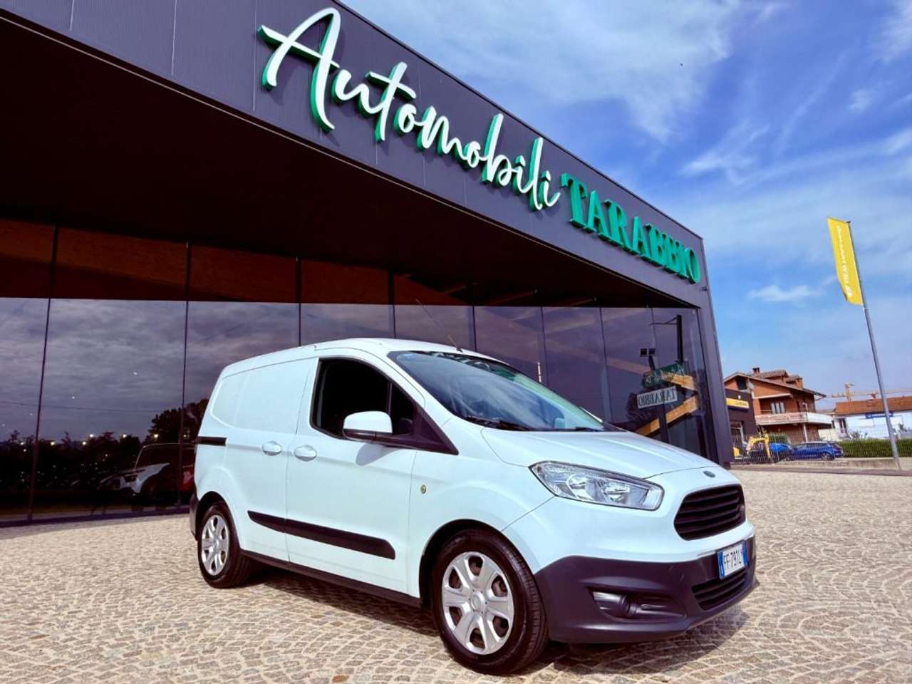 Ford Transit Courier KM 112.000 - BENZINA - IVA COMPRESA - NO OBBLIGO F