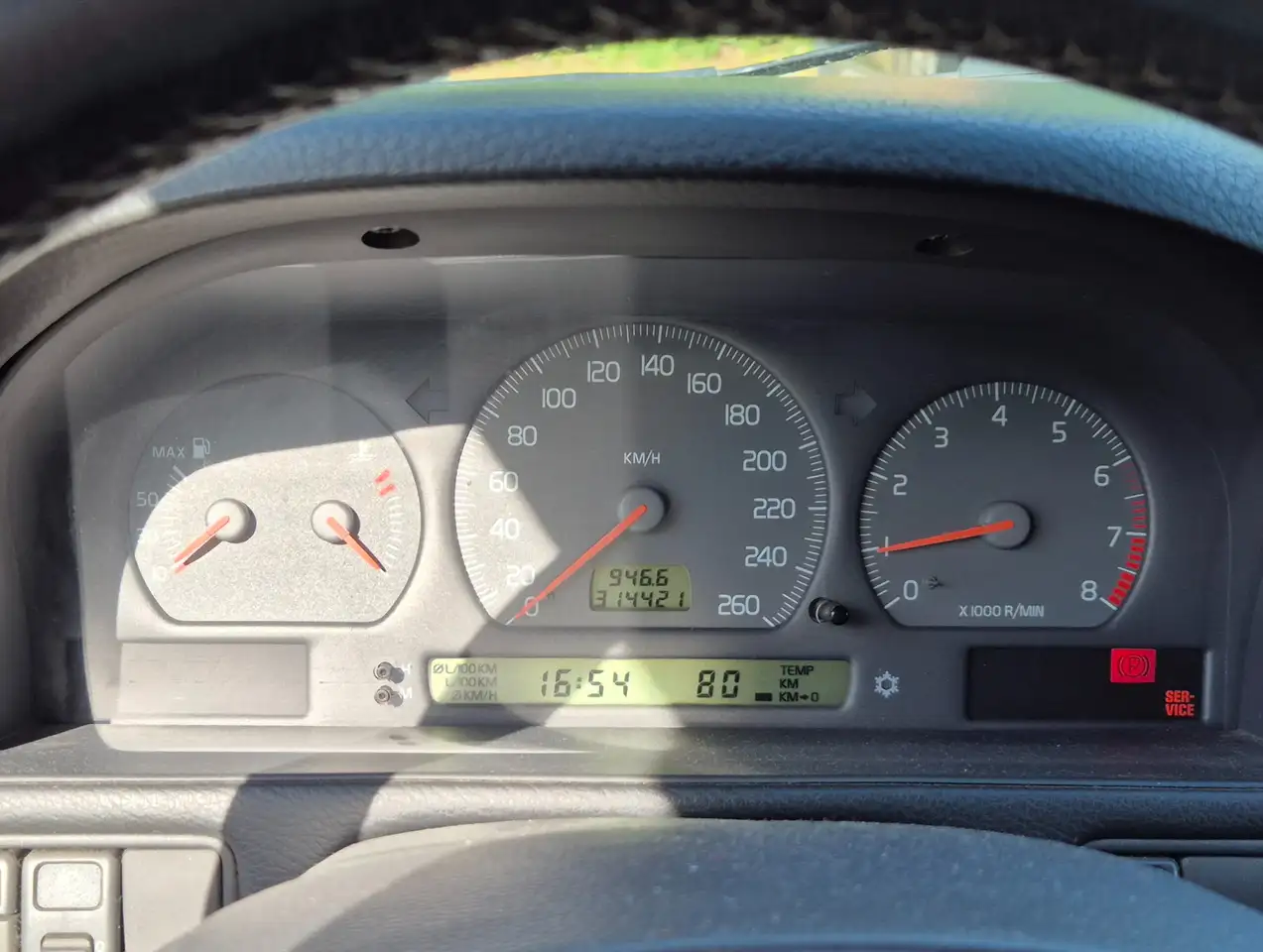 Volvo V70 2.5, foto 8