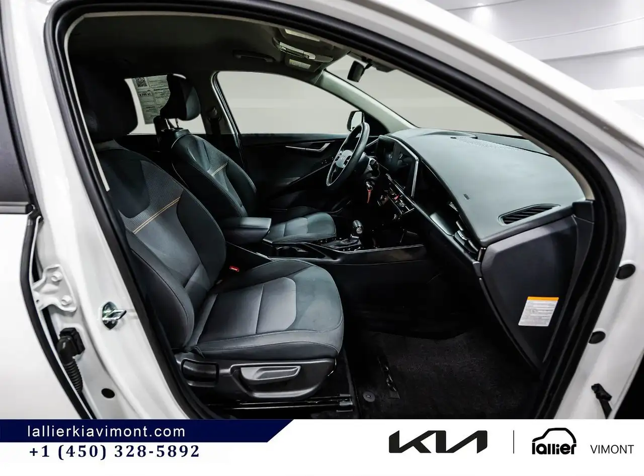 Kia Niro снимка Kia Niro