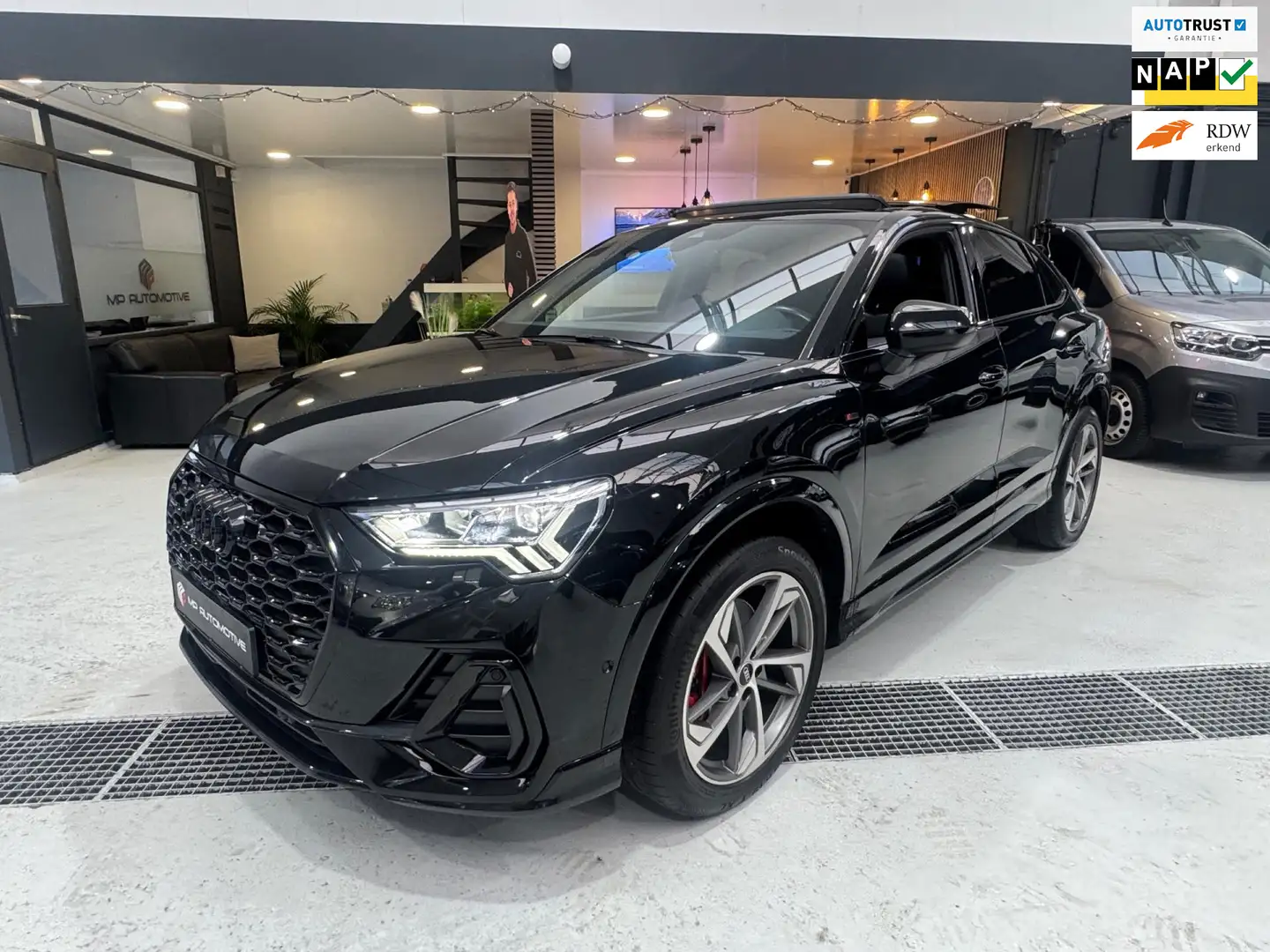 Audi Q3 Sportback 45 TFSI quattro S-Line|Pano|Memory|Keyle Zwart - 1