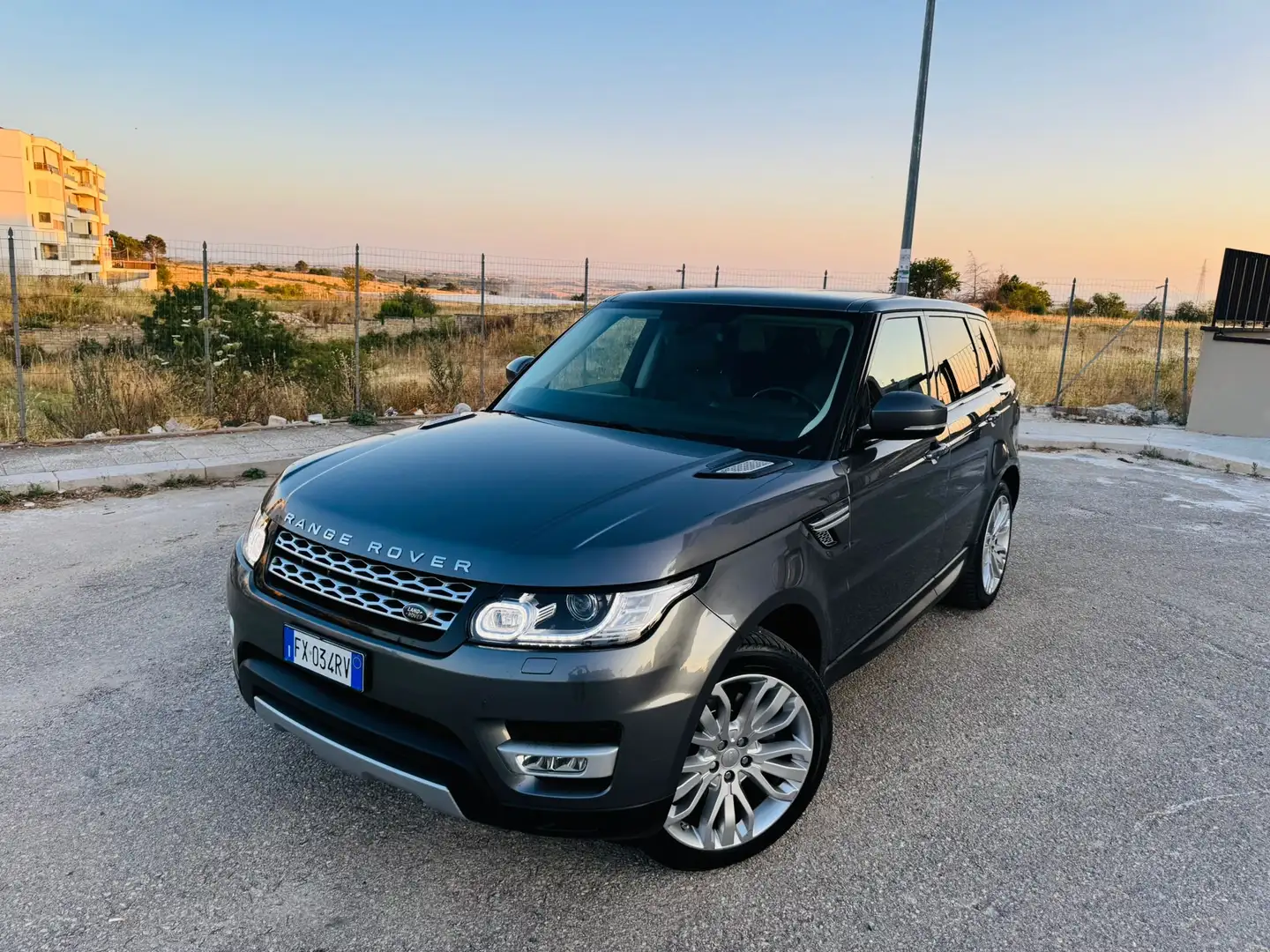 Land Rover Range Rover Sport 3.0 tdV6 Autobiography auto - 2