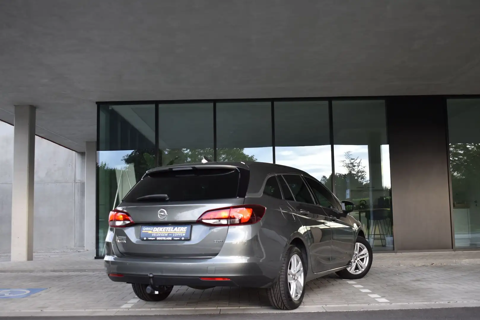 Opel Astra Break  1.6CDTi  136pk Dynamic*Navi*Camera*Trekhaak - 2