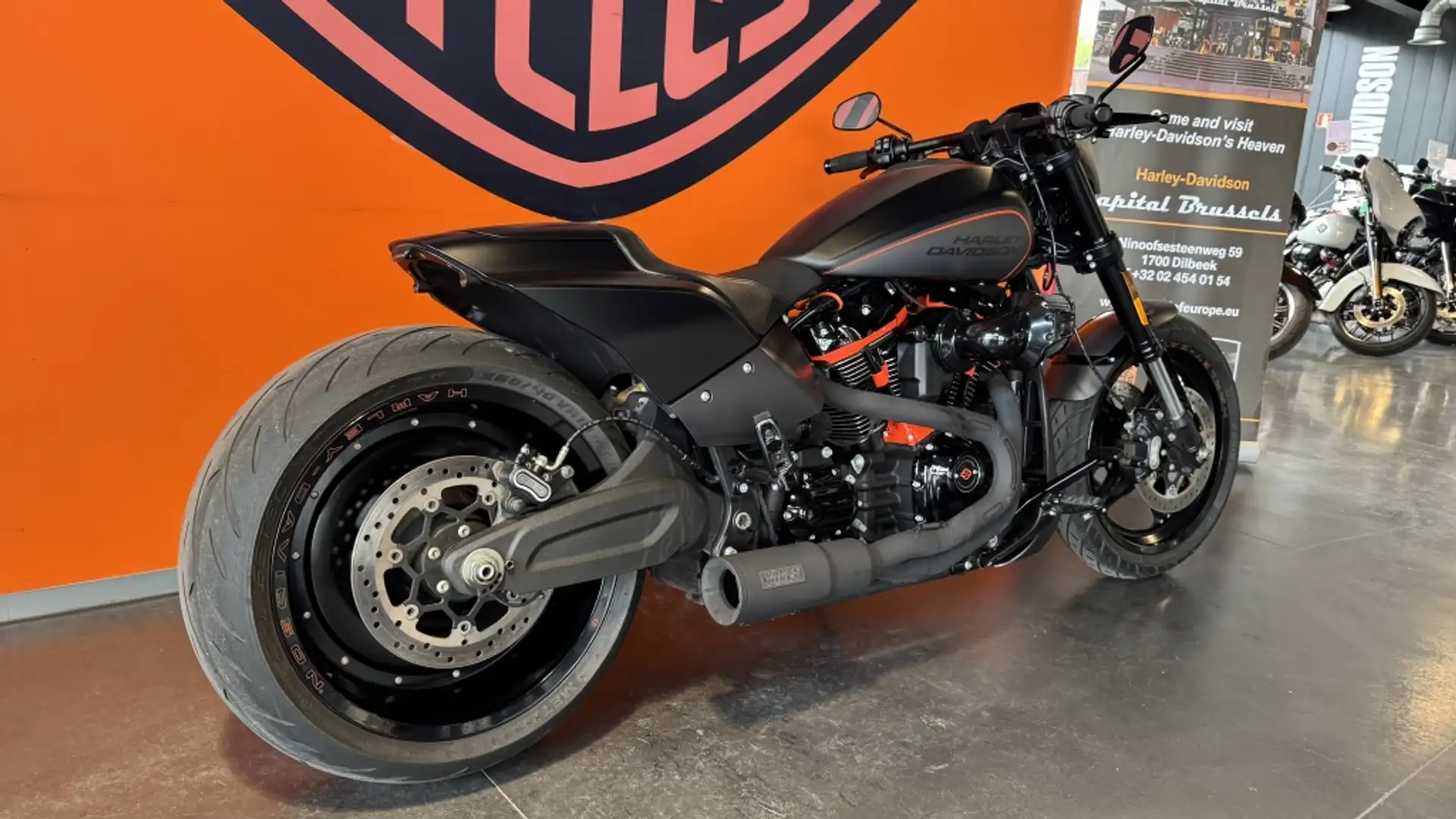 Harley-Davidson Cruiser FXDR Gris - 2