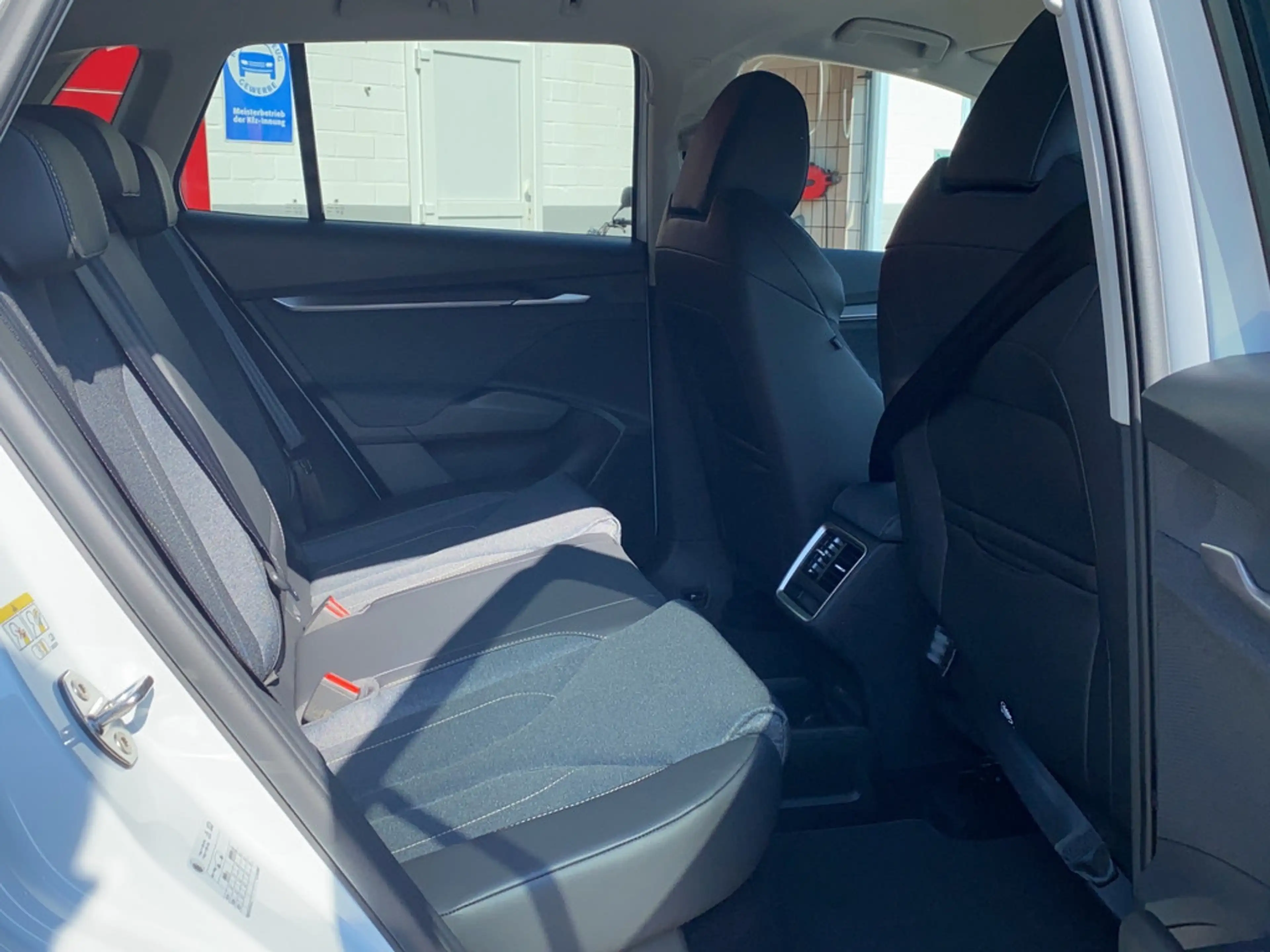Skoda Elroq 60 Selection — photo 12