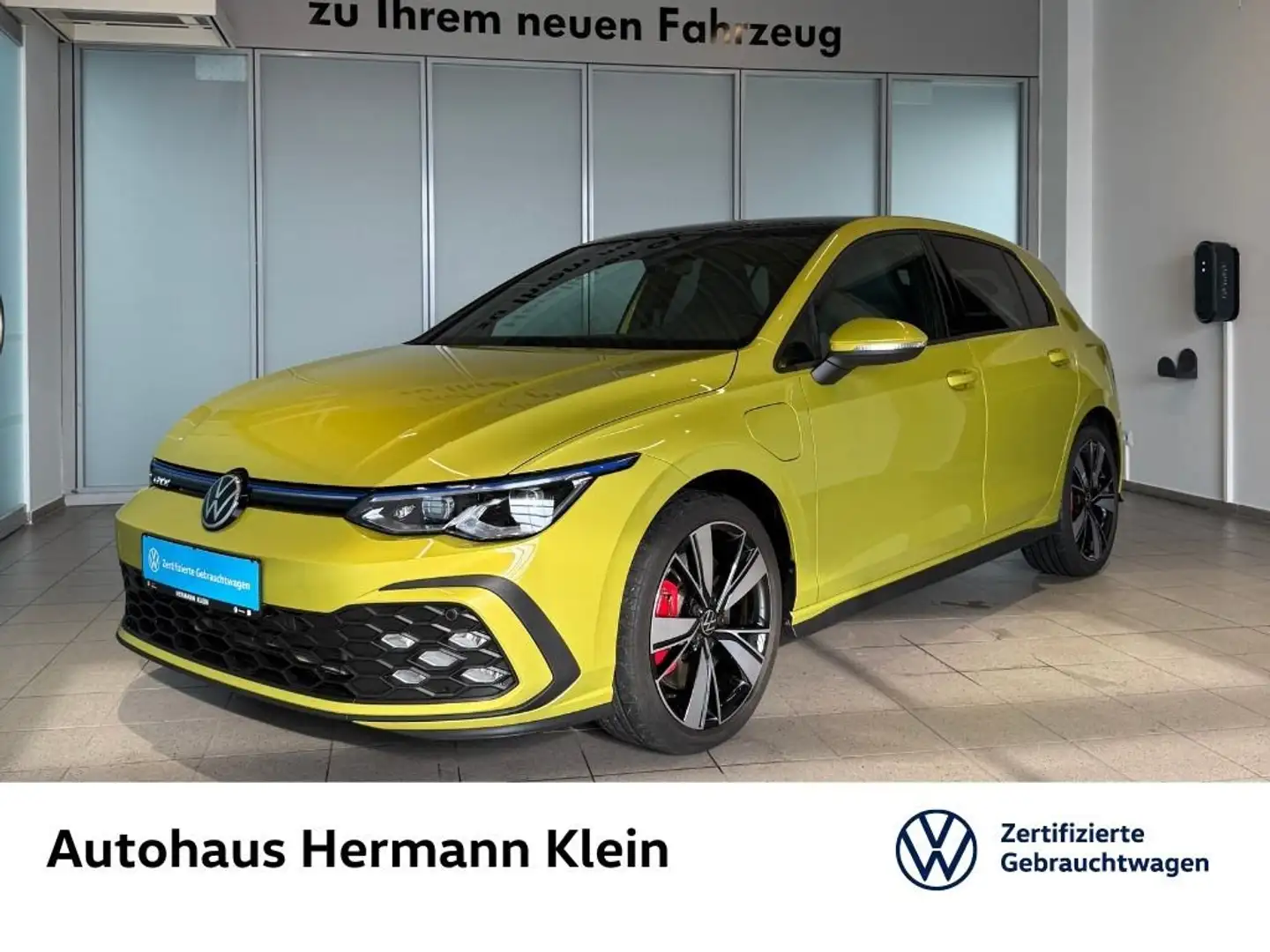 Volkswagen Golf GTE VIII 1.4 TSI eHybrid Pano, LED-Matrix, ACC Amarillo - 1