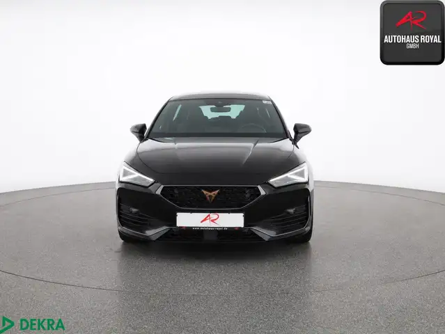 Cupra Leon view 8