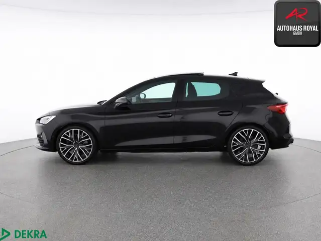 Cupra Leon view 2