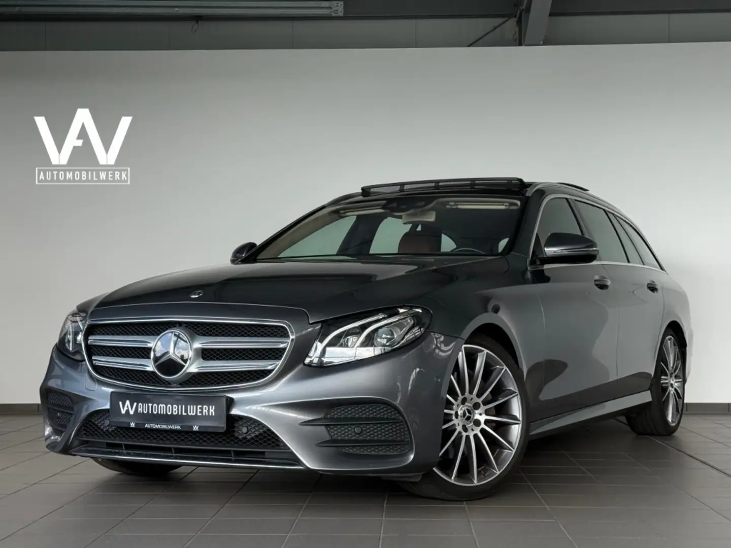 Mercedes-Benz E 300 d T |AMG |PANO |BURMESTER |WIDE |KAM |20 Grau - 1