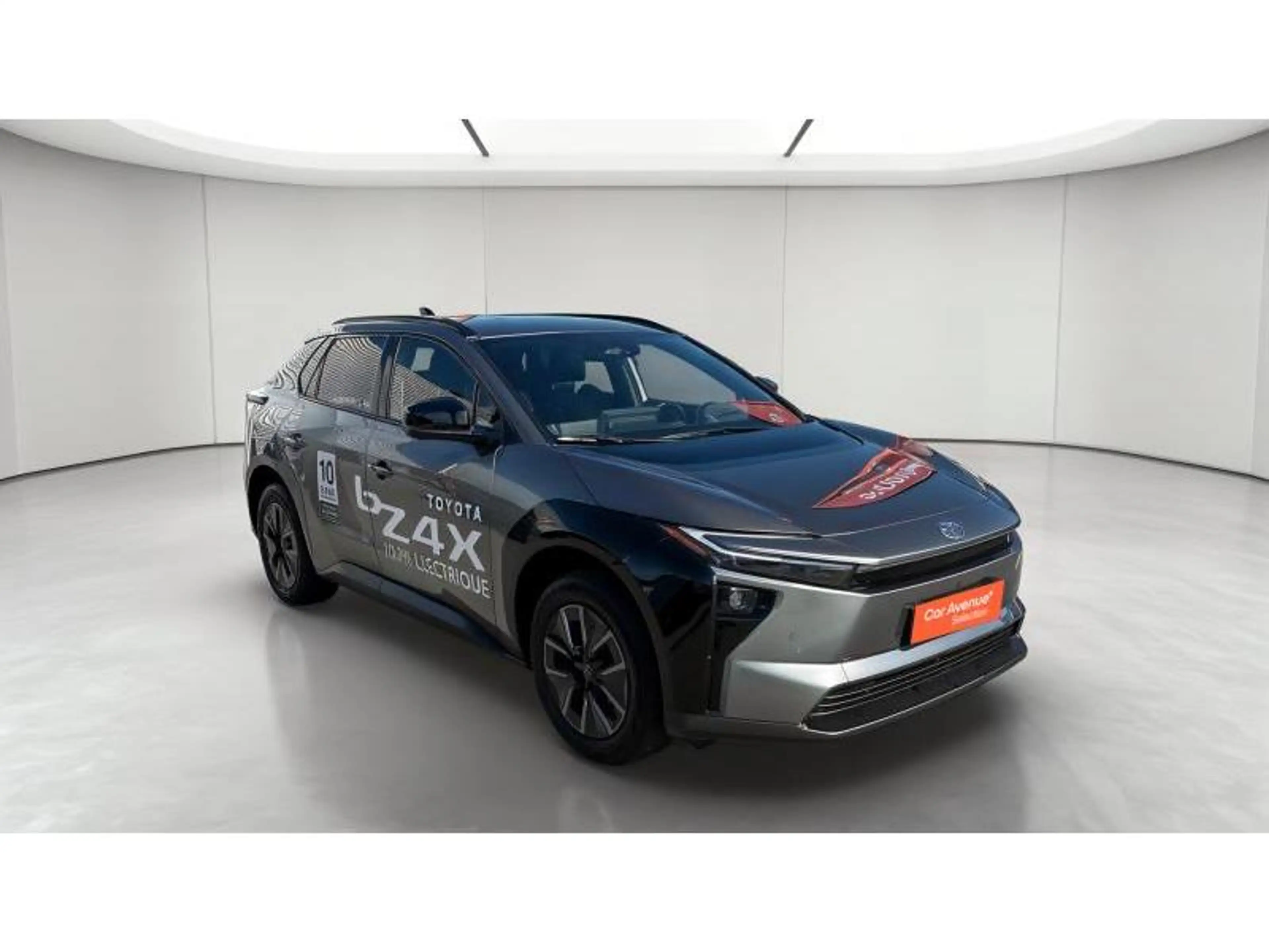 Toyota bZ4X Business — photo 4