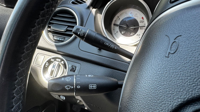 Mercedes-Benz C 220 lim. BlueEfficiency *8xBereift/NAVI.* — photo 12