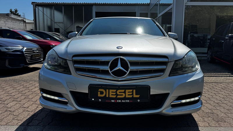 Mercedes-Benz C 220 lim. BlueEfficiency *8xBereift/NAVI.* — photo 2