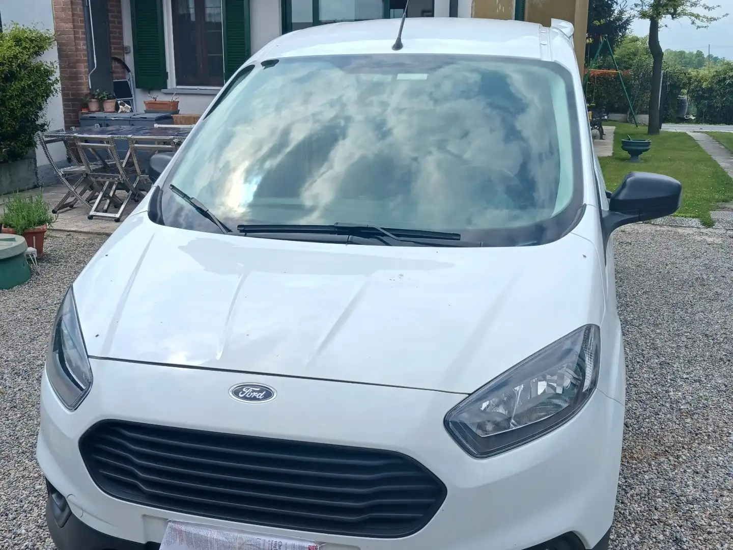 Ford Courier - 1