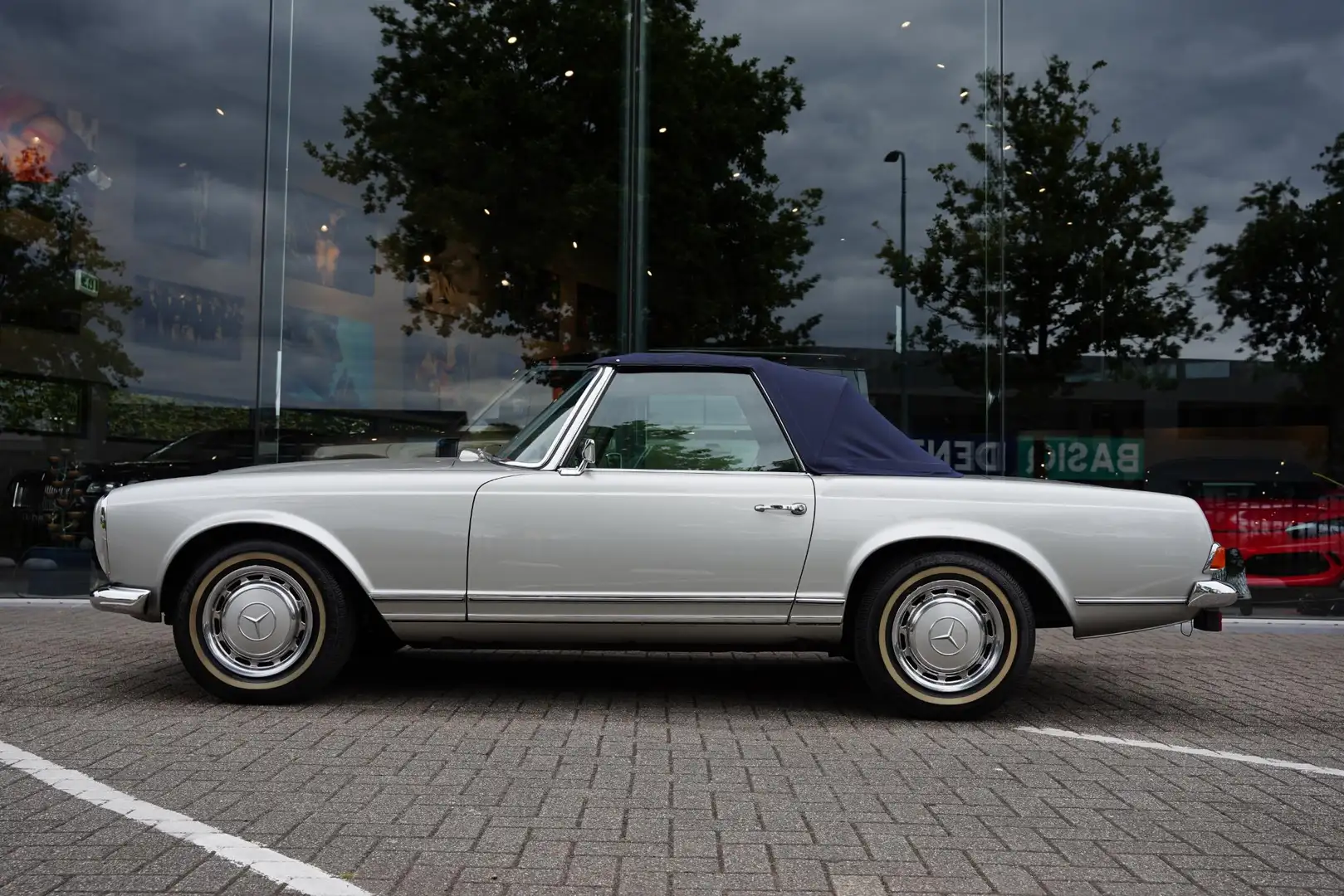 Mercedes-Benz SL 280 Pagode Hardtop CHRISTMAS PRESENT Argent - 2