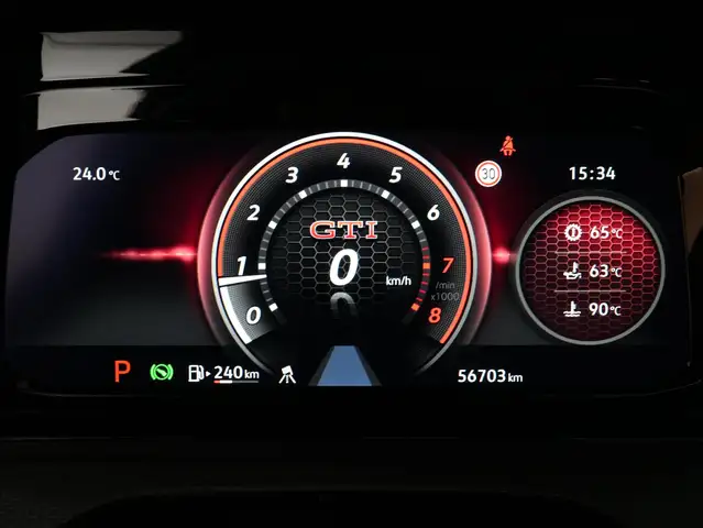 Volkswagen Golf view 13