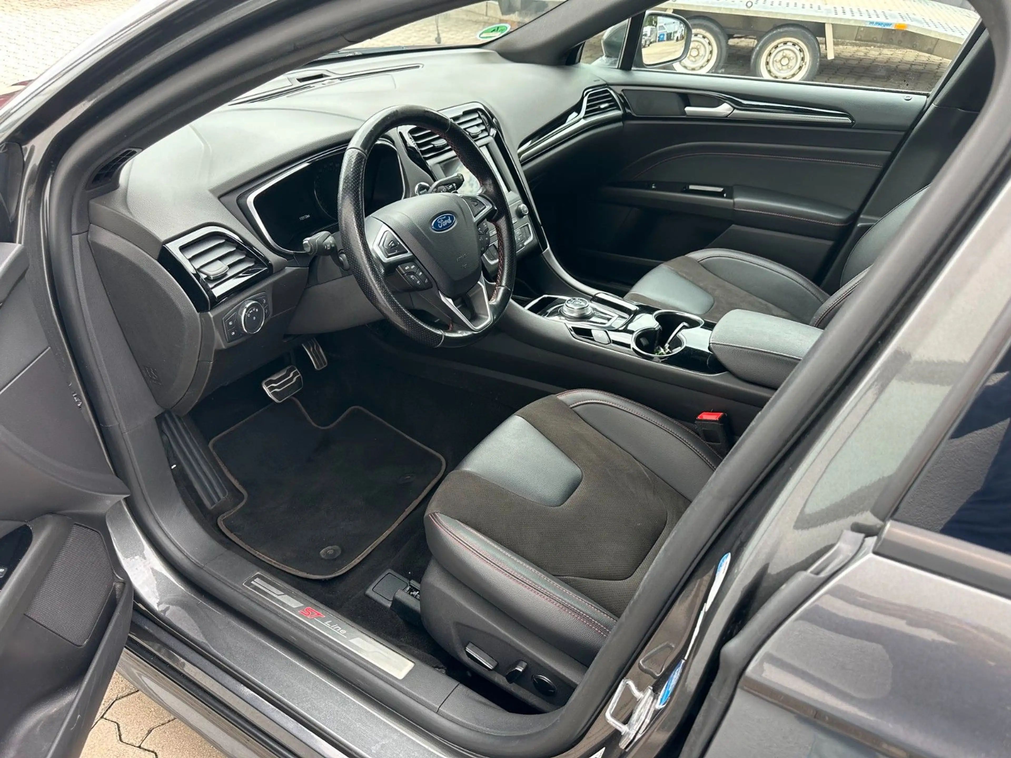 Ford Mondeo Turnier ST-Line,HAK,neuer Zahnriemen,MwSt — photo 8