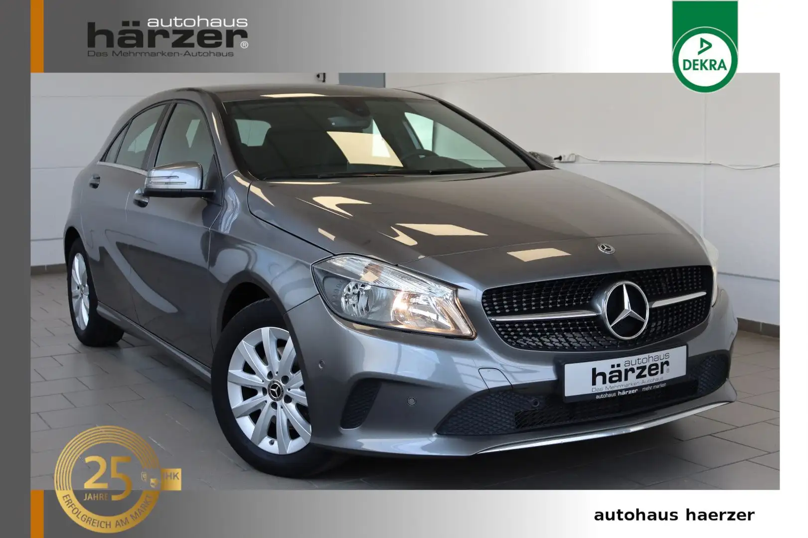 Mercedes-Benz A 180 DCT Style *NAVI*PDC*Tempomat*Teilleder*ALU Grau - 1