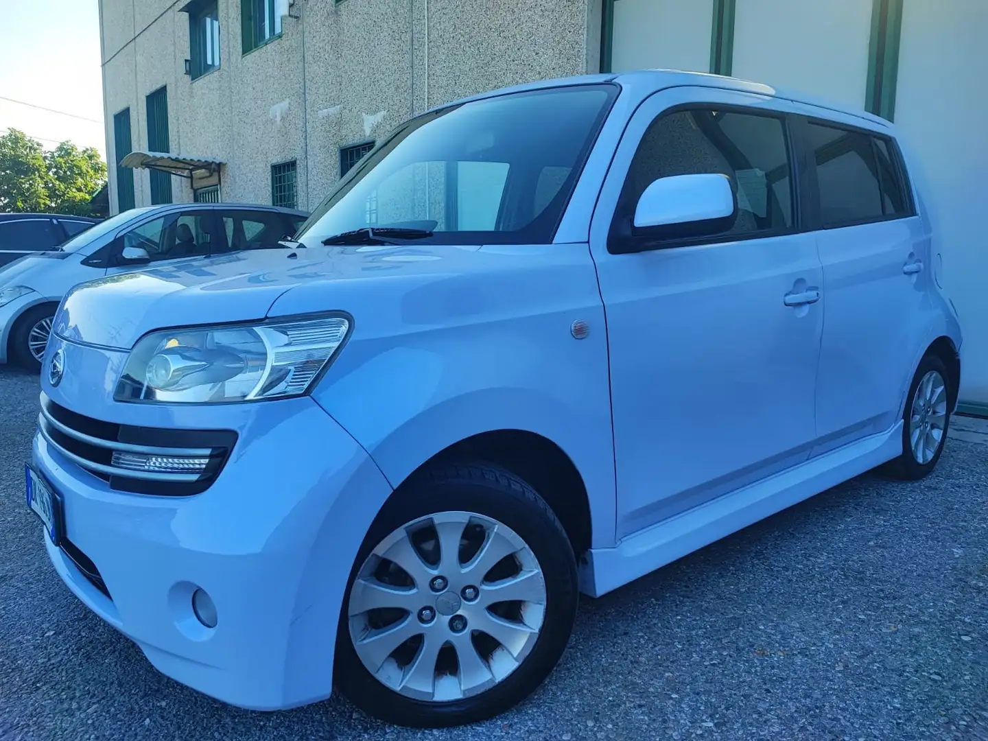 Daihatsu Materia 1.3 BENZINA NEOPATENTATI POCHI KM 5 PORTE 2007 Blanco - 1