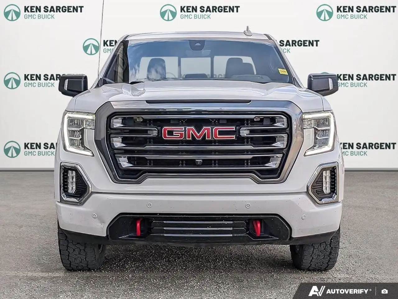 GMC Sierra 1500 снимка GMC Sierra 1500