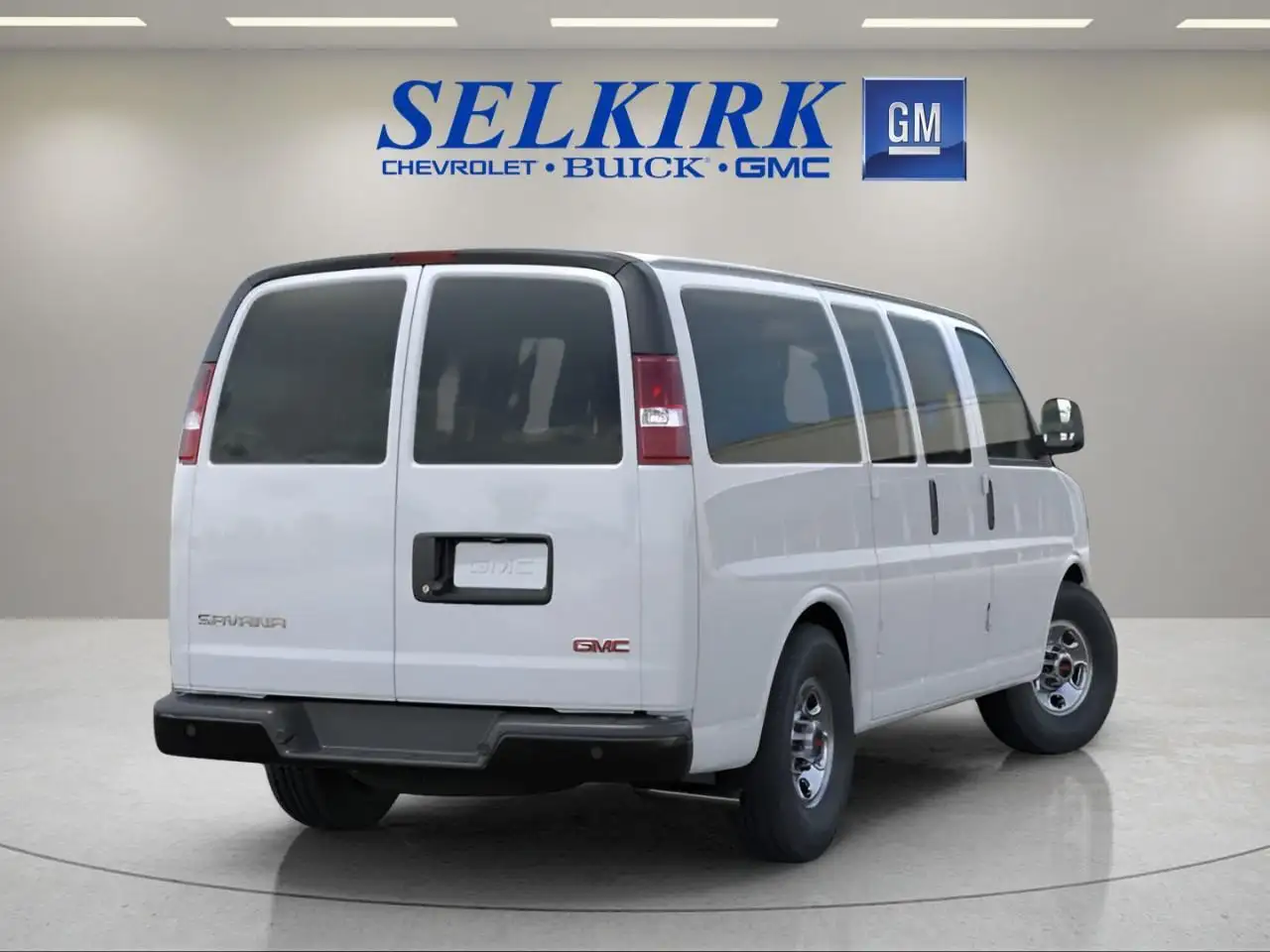 GMC Savana снимка GMC Savana