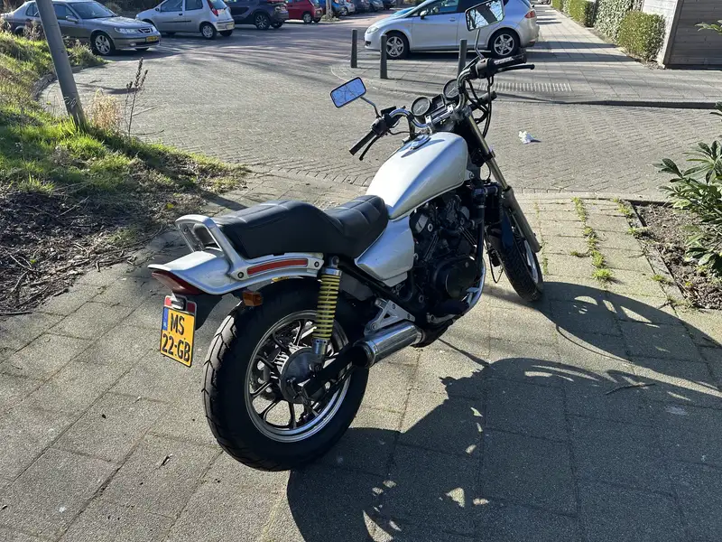 Honda VF 500 - foto 4