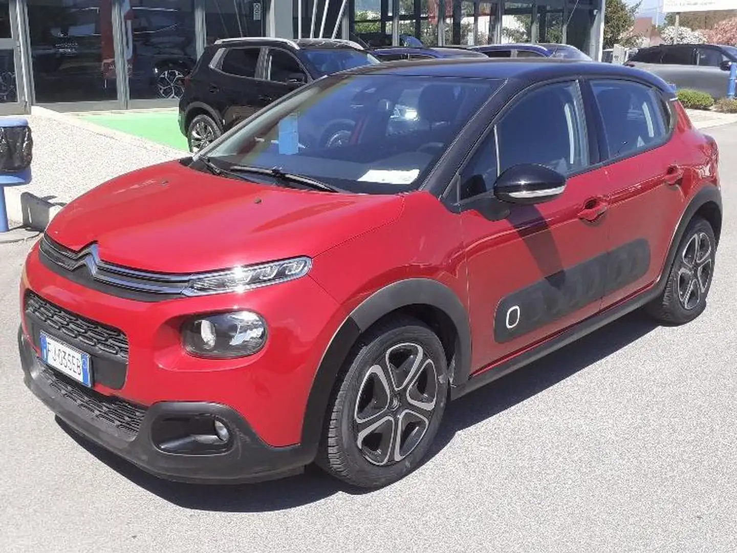 Citroen C3 C3 III 2017 1.6 bluehdi Shine s Rosso - 2