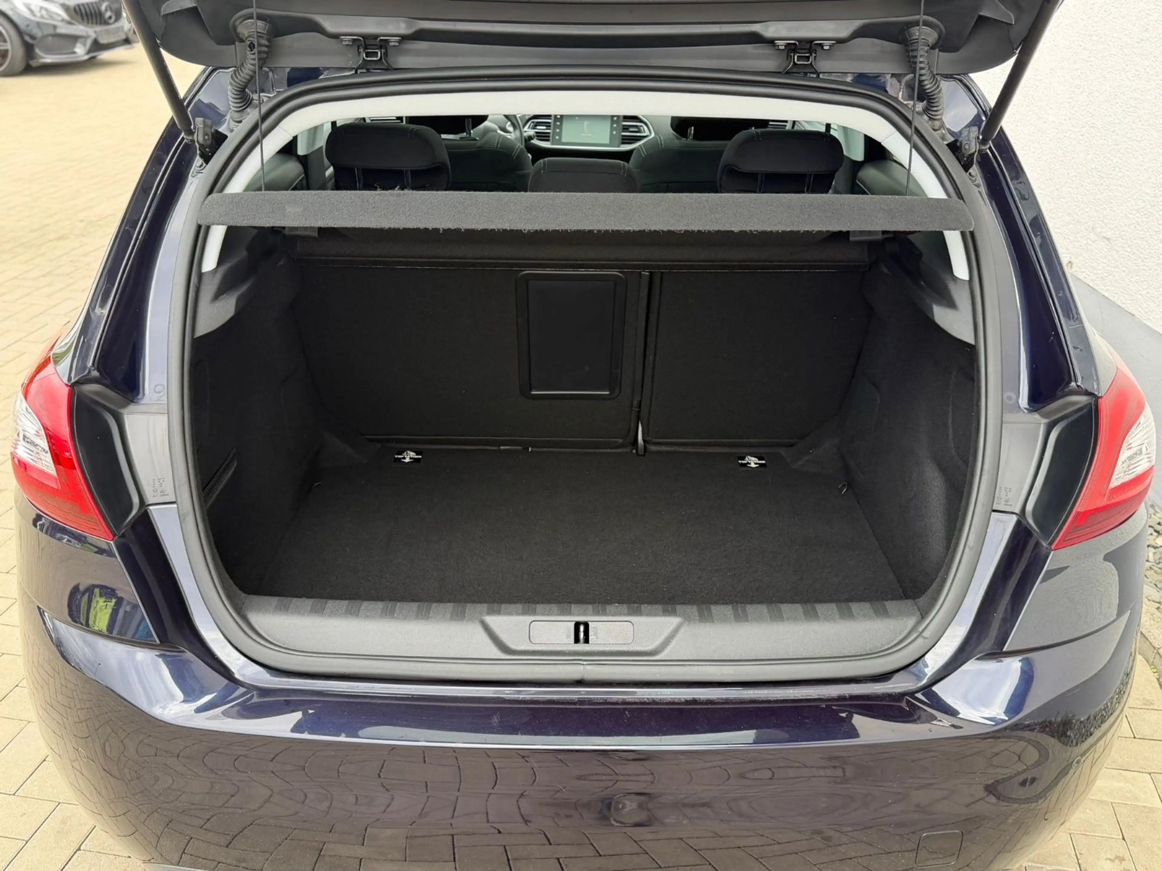 Peugeot 308 Sport — photo 5