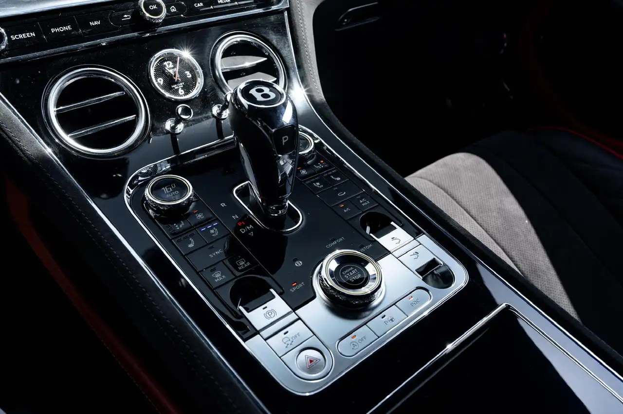 Bentley Continental GT 2021 — фото 10