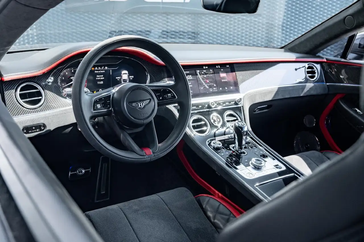 Bentley Continental GT 2021 — фото 9